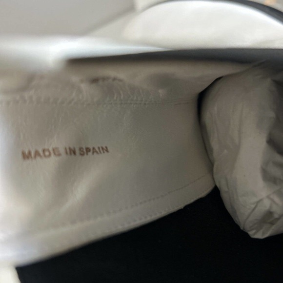 Good American Chunky Leather New Chelsea White and Black Combat Boots NIB 9.5 - Picture 6 of 8